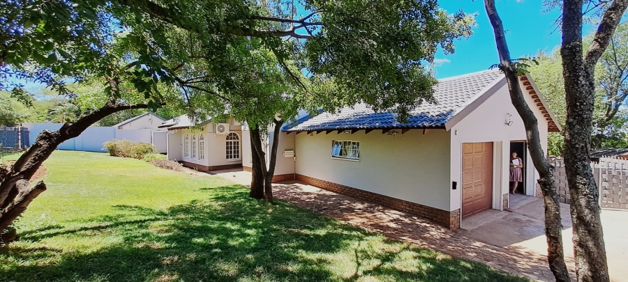 4 Bedroom Property for Sale in Protea Park North West